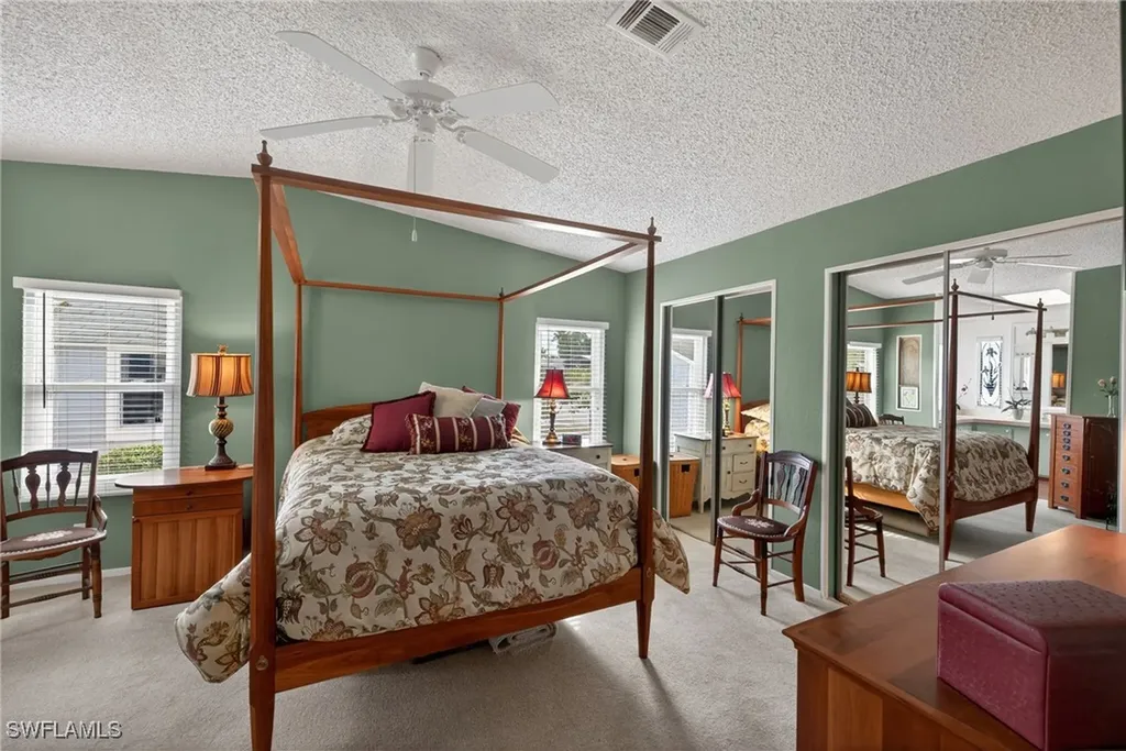 161 Seven Seas Way Naples FL 34104