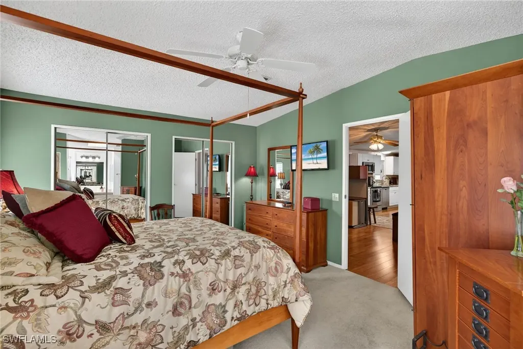 161 Seven Seas Way Naples FL 34104