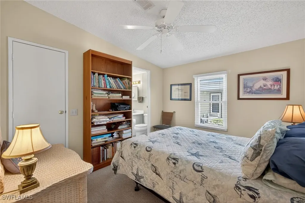 161 Seven Seas Way Naples FL 34104