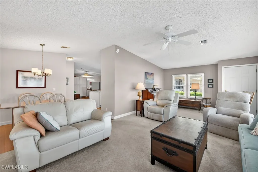 161 Seven Seas Way Naples FL 34104