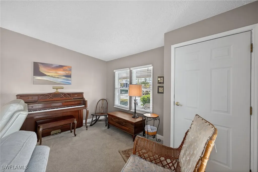 161 Seven Seas Way Naples FL 34104