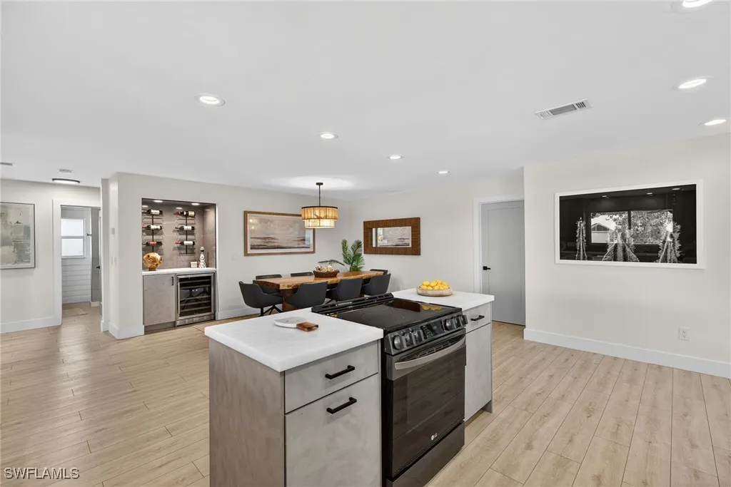 2341 Mayfield Court Naples FL 34105