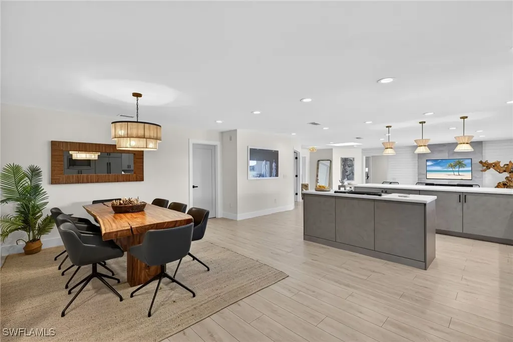 2341 Mayfield Court Naples FL 34105