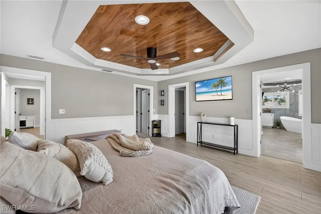 2341 Mayfield Court Naples FL 34105