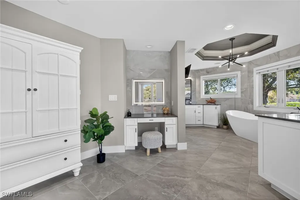 2341 Mayfield Court Naples FL 34105