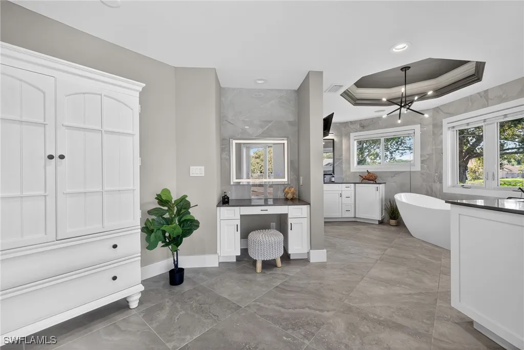 2341 Mayfield Court Naples FL 34105