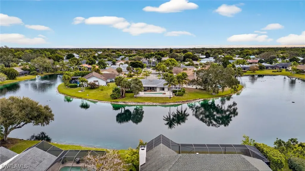 2341 Mayfield Court Naples FL 34105