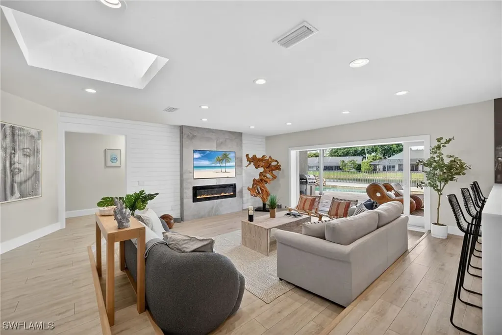 2341 Mayfield Court Naples FL 34105