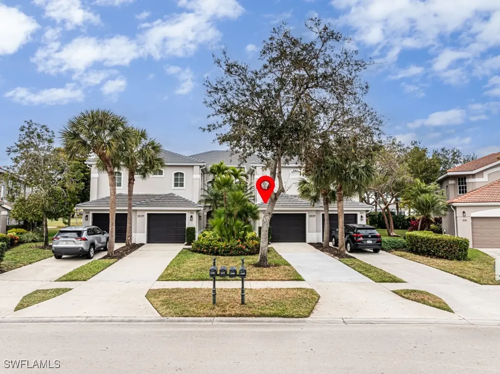2029 Crestview Way Naples FL 34119