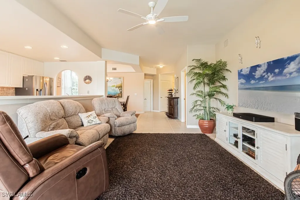 2029 Crestview Way Naples FL 34119