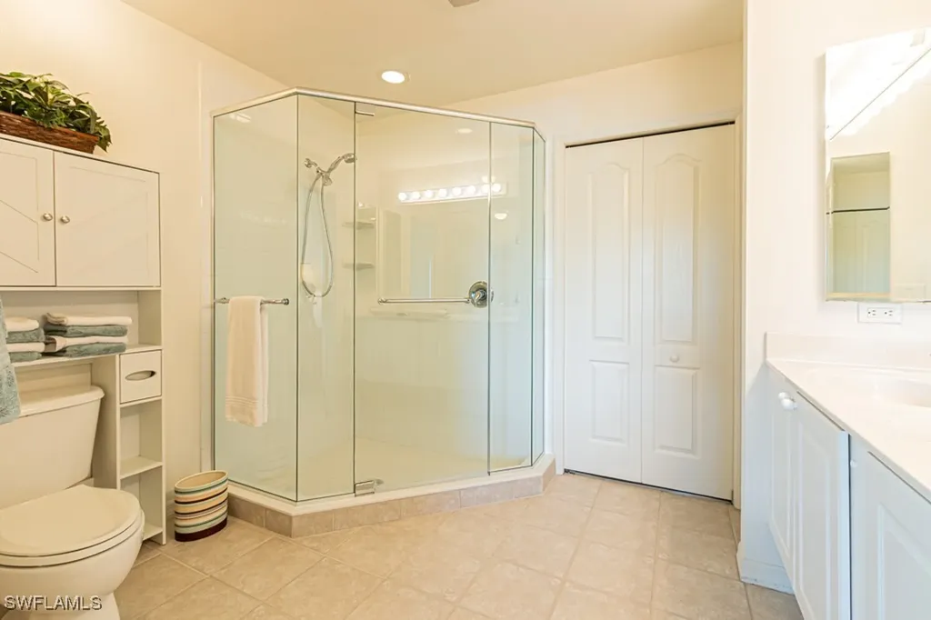 2029 Crestview Way Naples FL 34119