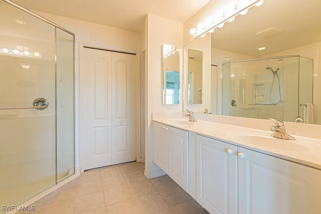 2029 Crestview Way Naples FL 34119