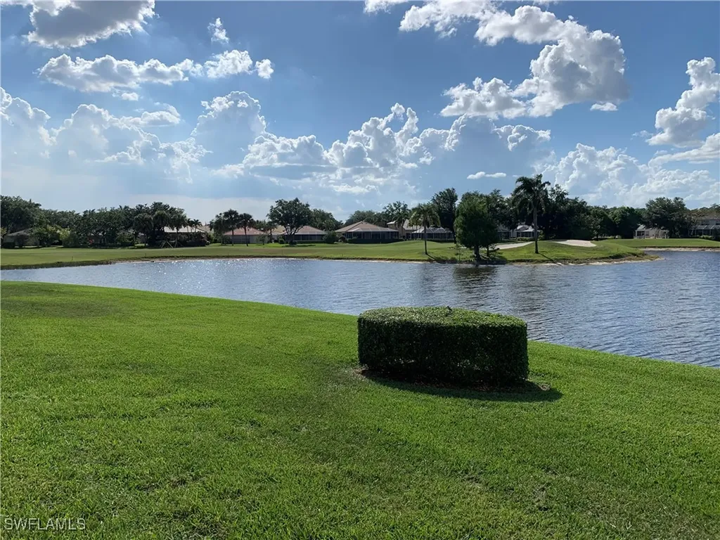 2029 Crestview Way Naples FL 34119