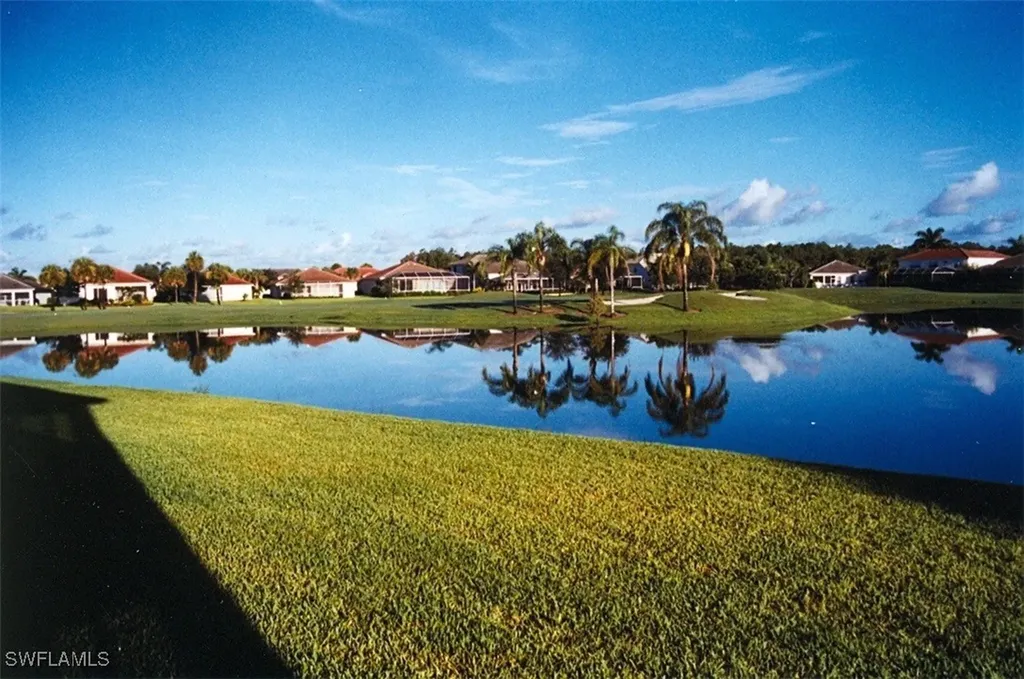 2029 Crestview Way Naples FL 34119