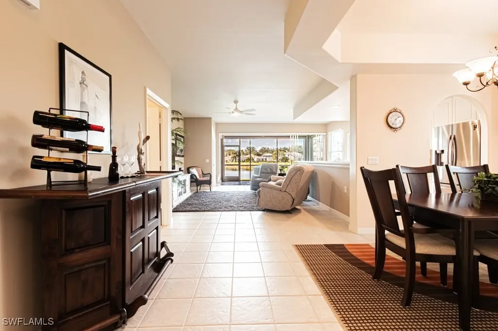 2029 Crestview Way Naples FL 34119