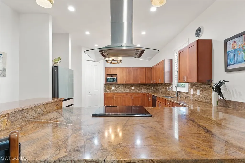 4778 Europa Drive Naples FL 34105