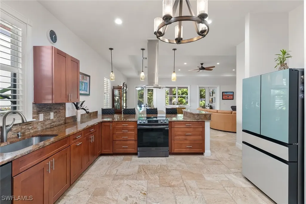 4778 Europa Drive Naples FL 34105