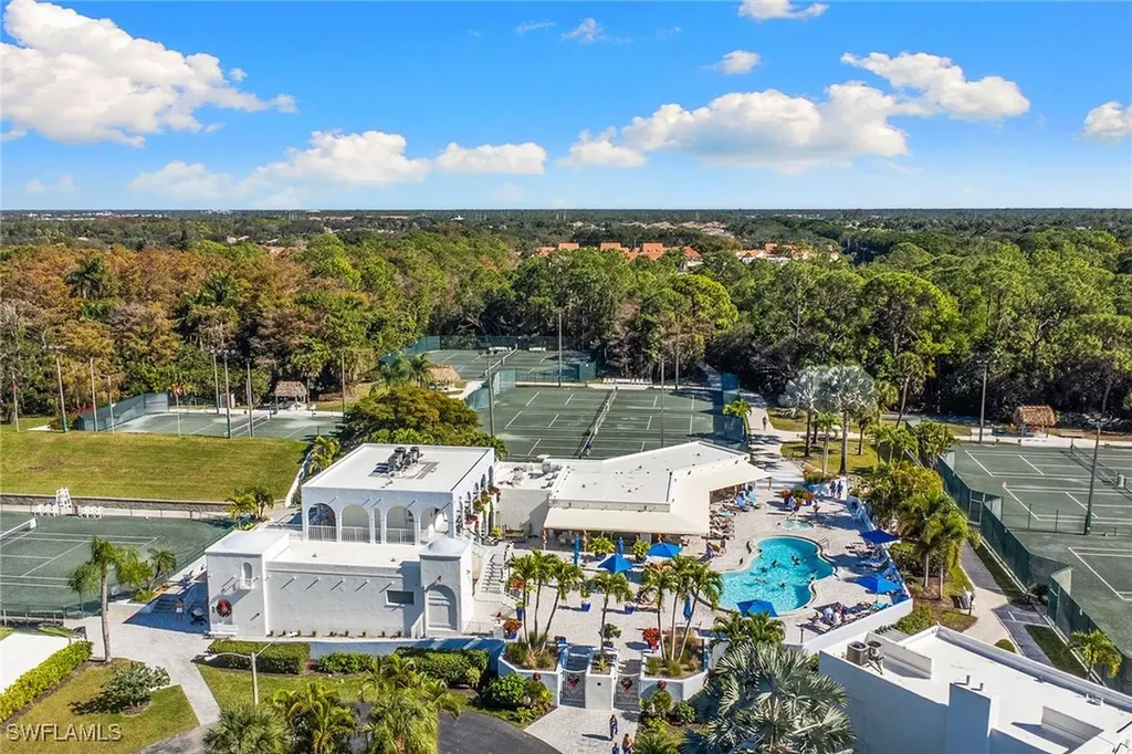 4778 Europa Drive Naples FL 34105