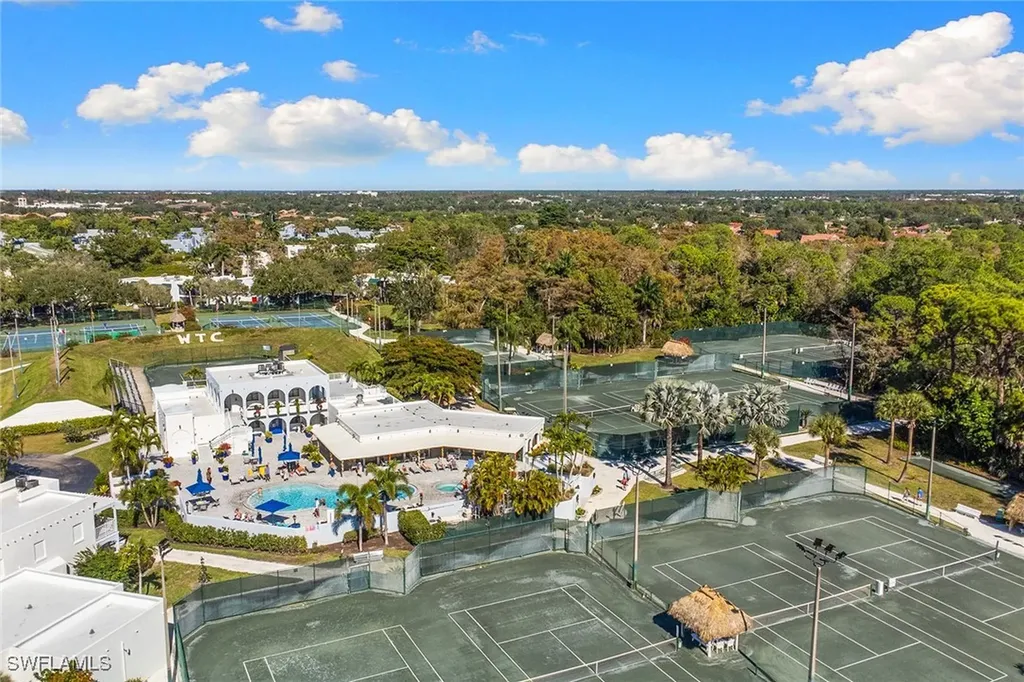 4778 Europa Drive Naples FL 34105
