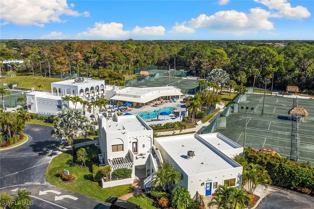 4778 Europa Drive Naples FL 34105