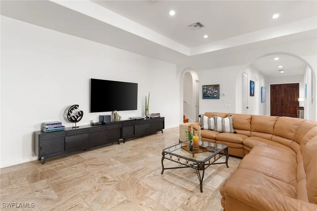 4778 Europa Drive Naples FL 34105