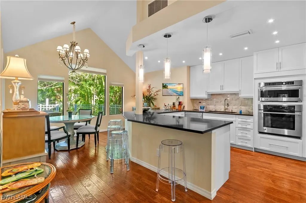 1313 Solana Road W Naples FL 34103