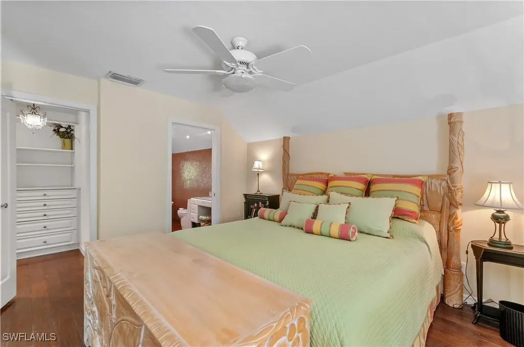 1313 Solana Road W Naples FL 34103