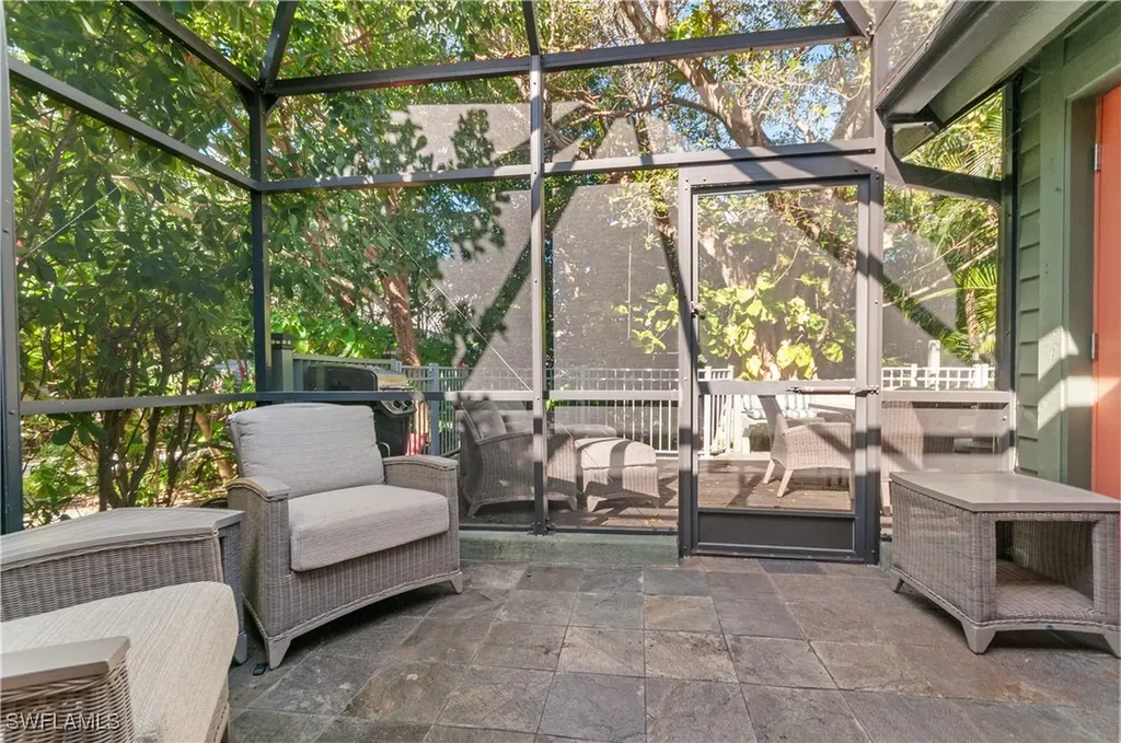 1313 Solana Road W Naples FL 34103