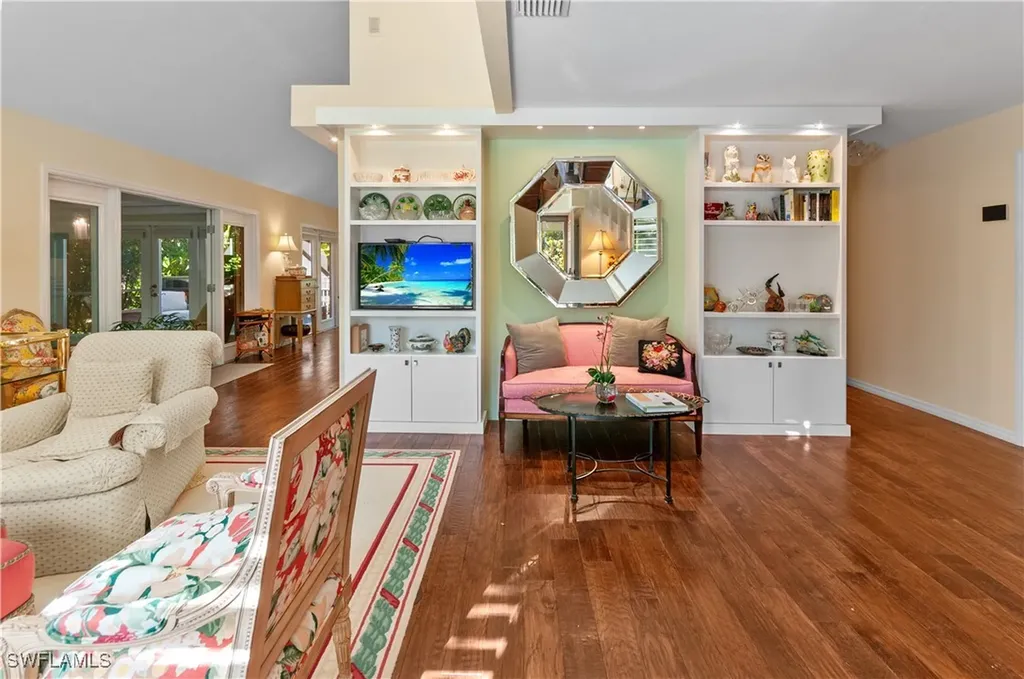 1313 Solana Road W Naples FL 34103