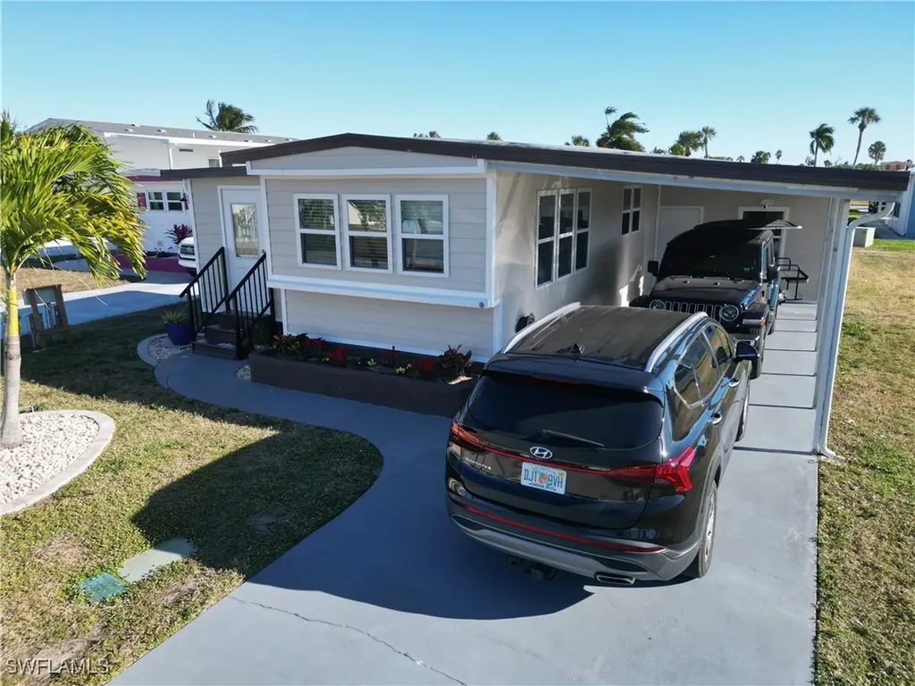 11381 Bayside Boulevard Fort Myers Beach FL 33931