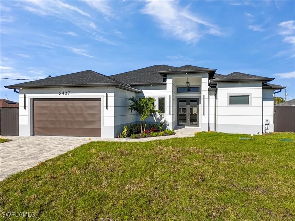 2407 Carvell Avenue N Lehigh Acres FL 33971