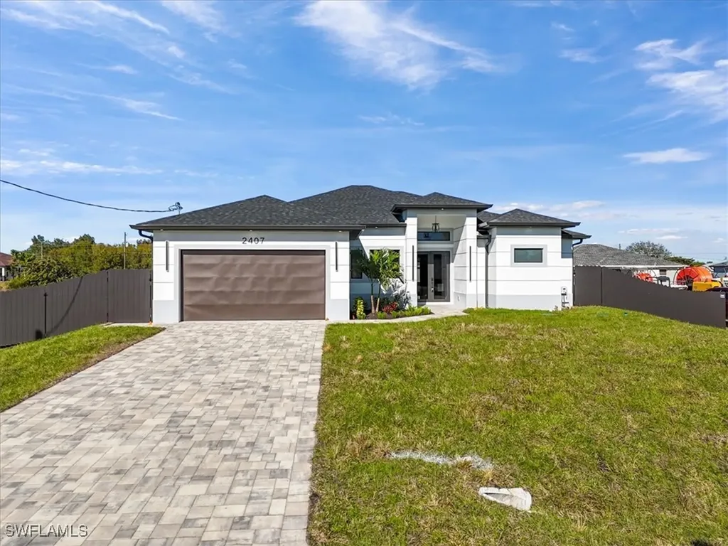 2407 Carvell Avenue N Lehigh Acres FL 33971