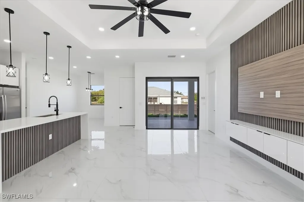 2407 Carvell Avenue N Lehigh Acres FL 33971