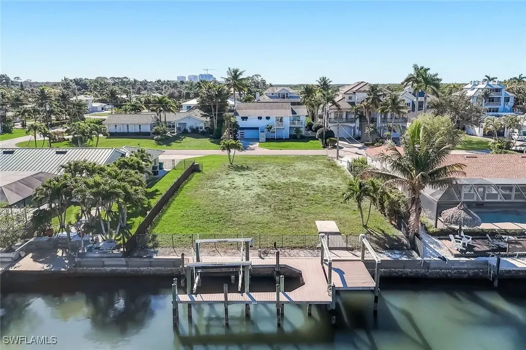 207 6th Street Bonita Springs FL 34134