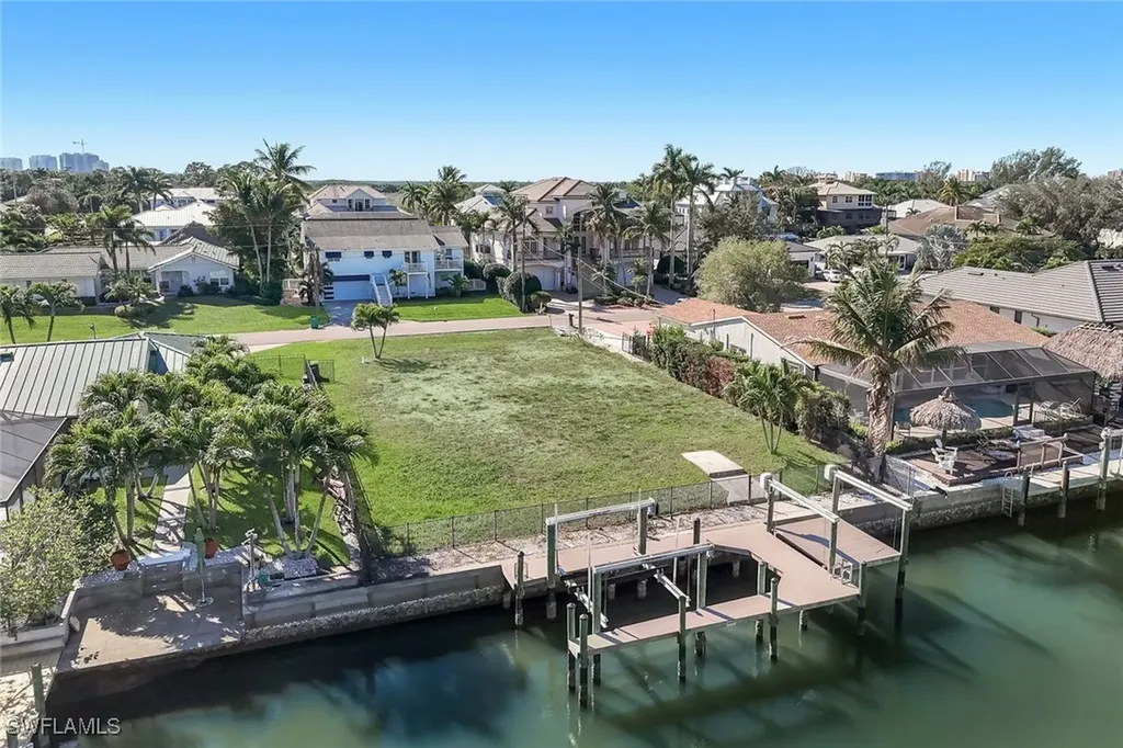 207 6th Street Bonita Springs FL 34134