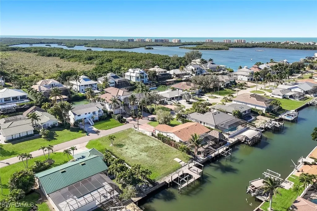 207 6th Street Bonita Springs FL 34134