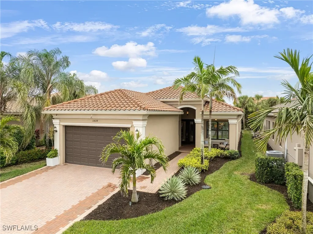 13628 Mandarin Circle Naples FL 34109