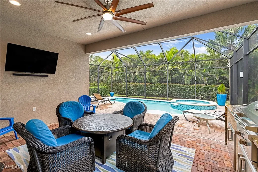 13628 Mandarin Circle Naples FL 34109