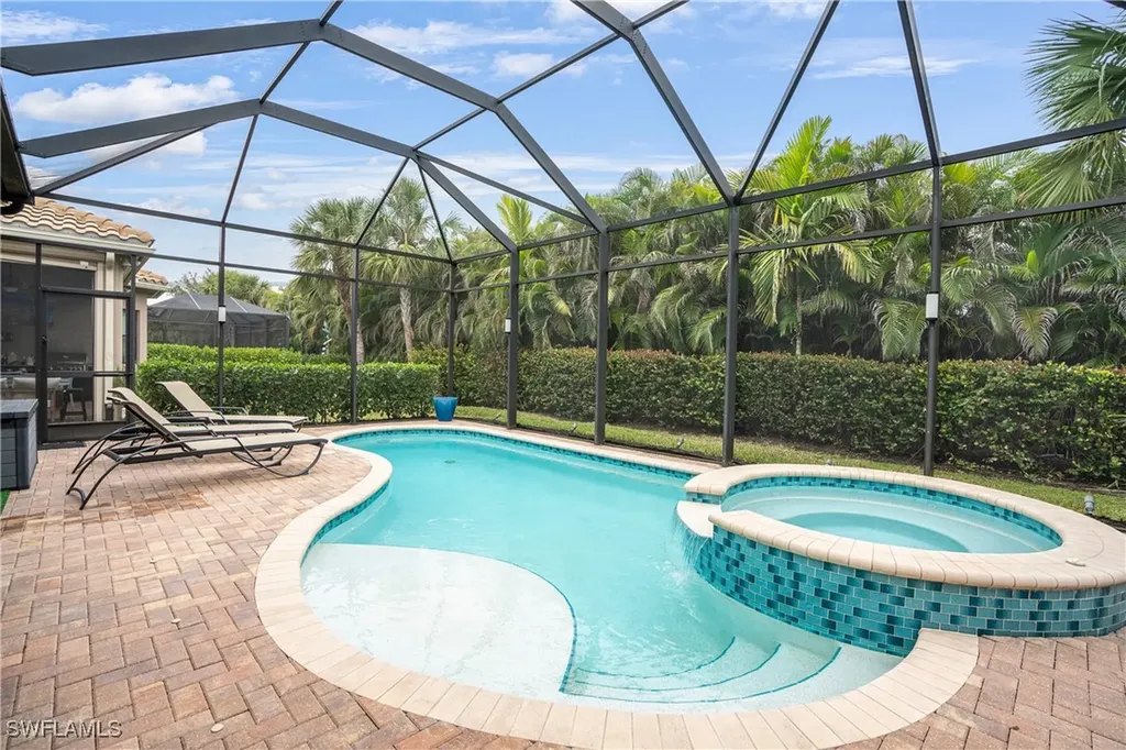 13628 Mandarin Circle Naples FL 34109