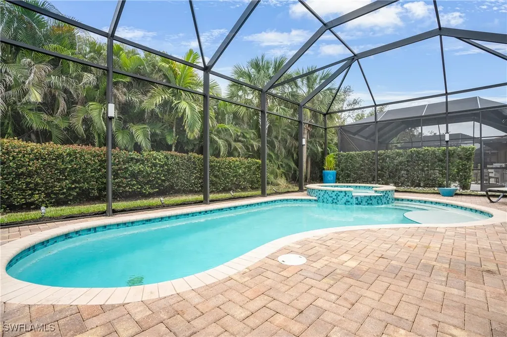 13628 Mandarin Circle Naples FL 34109