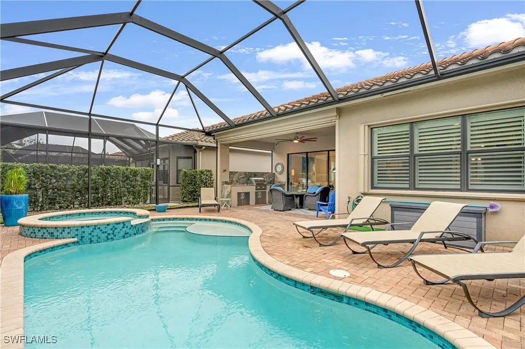 13628 Mandarin Circle Naples FL 34109
