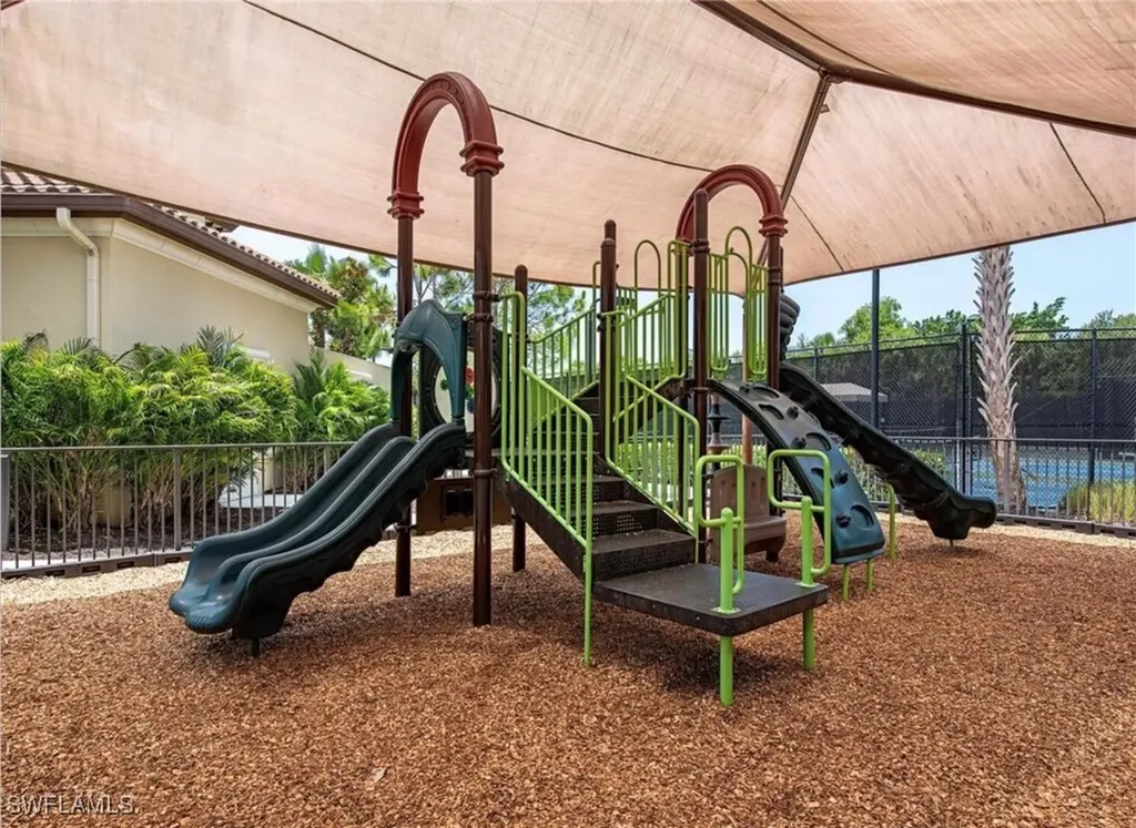 13628 Mandarin Circle Naples FL 34109