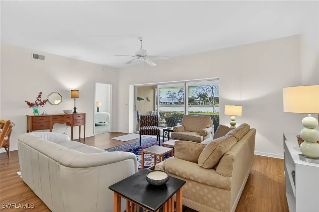 2827 Aintree Lane Naples FL 34112