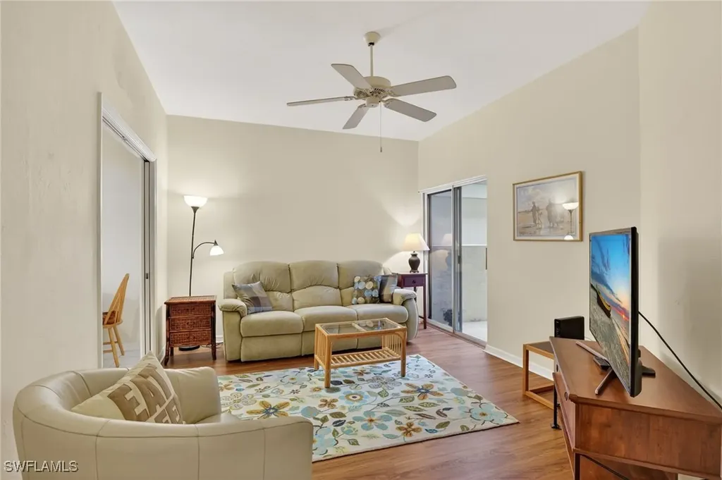 2827 Aintree Lane Naples FL 34112
