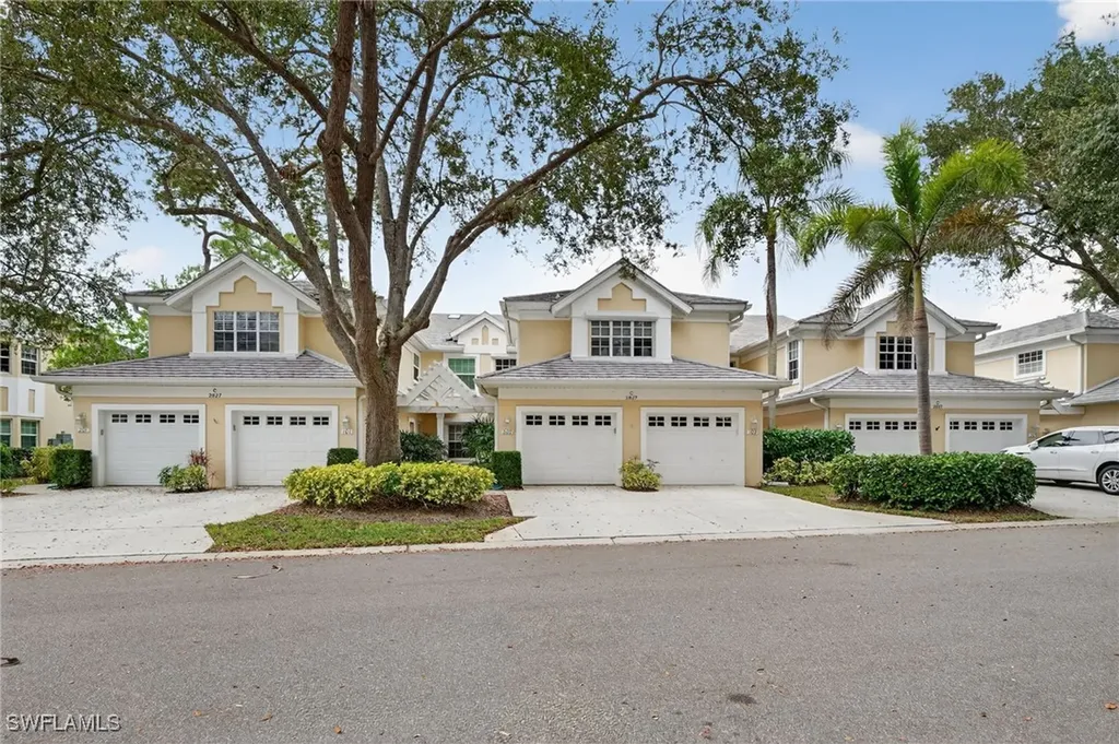 2827 Aintree Lane Naples FL 34112