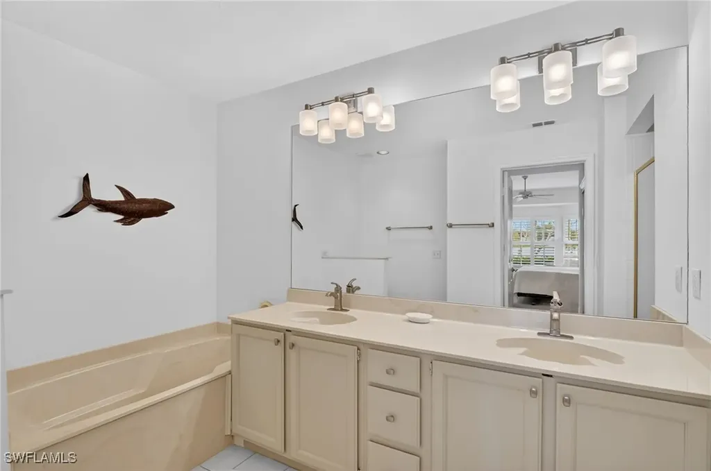 2827 Aintree Lane Naples FL 34112