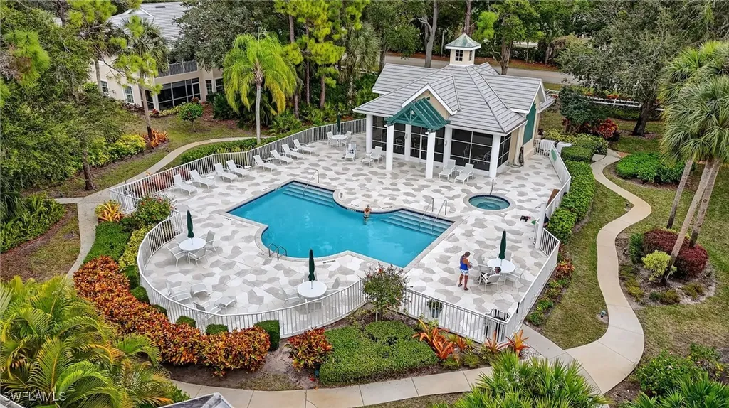 2827 Aintree Lane Naples FL 34112