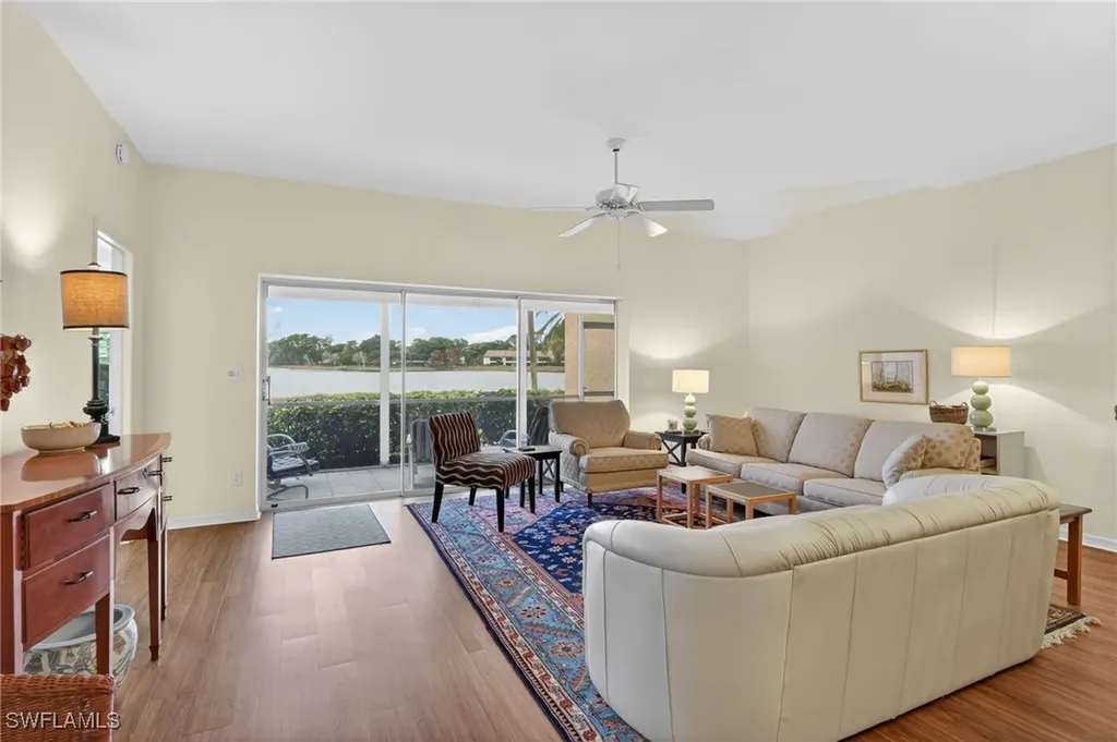 2827 Aintree Lane Naples FL 34112