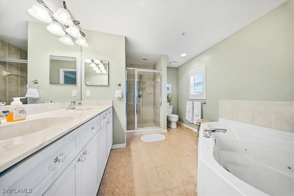 10041 Lake Cove Drive Fort Myers FL 33908