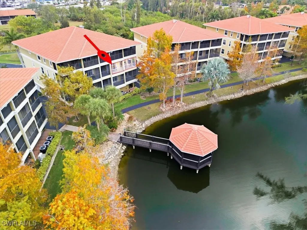 10041 Lake Cove Drive Fort Myers FL 33908